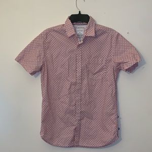 Casual men’s dress shirt. Size: S